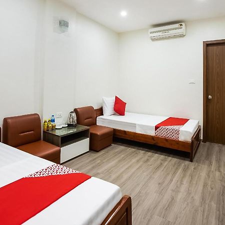 Hotel Khach San Giao Thong Hanoi Esterno foto