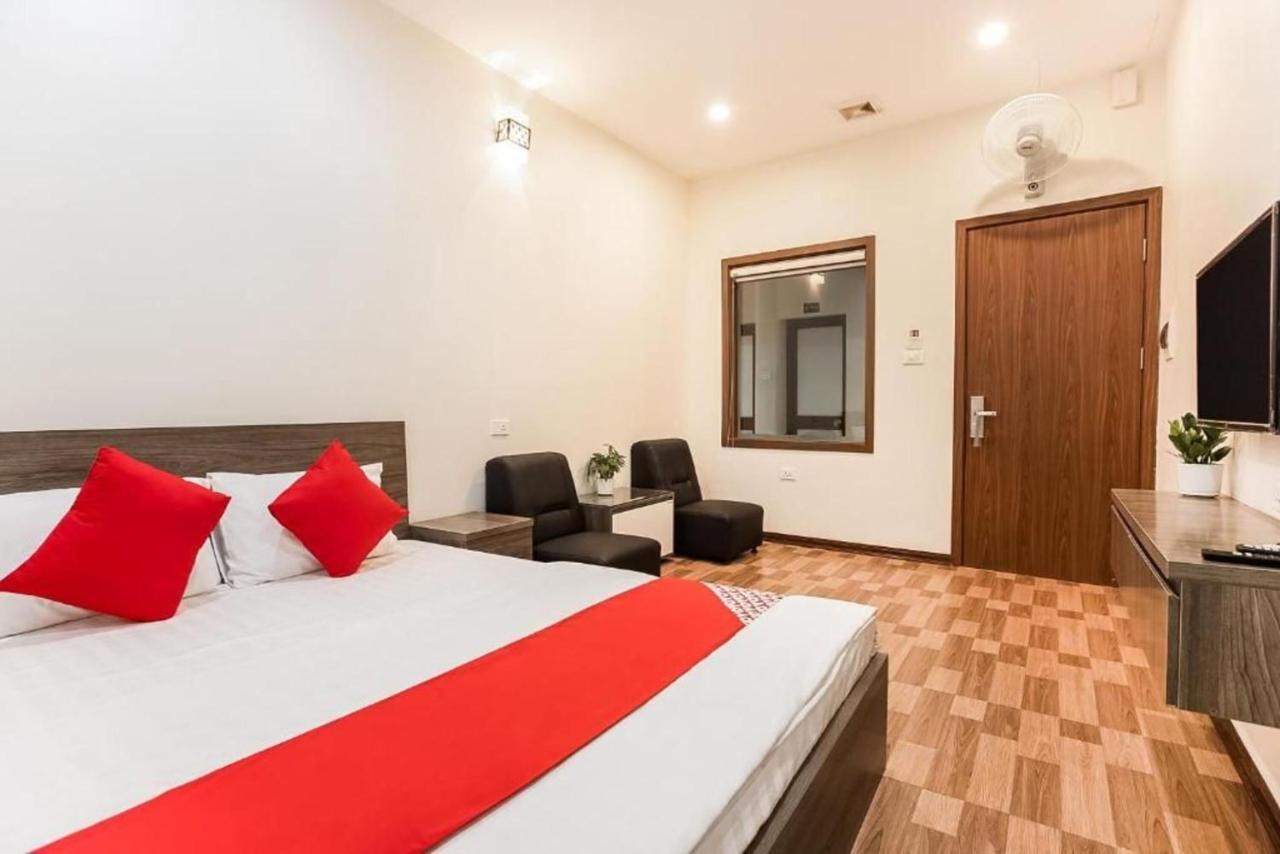 Hotel Khach San Giao Thong Hanoi Esterno foto