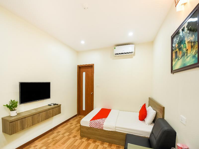 Hotel Khach San Giao Thong Hanoi Esterno foto